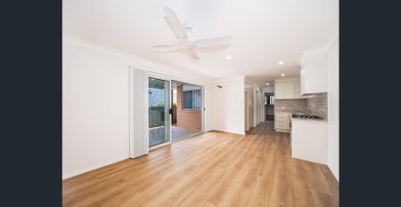 Two-bedroom; near-new, in fresh contemporary style - Photo 5