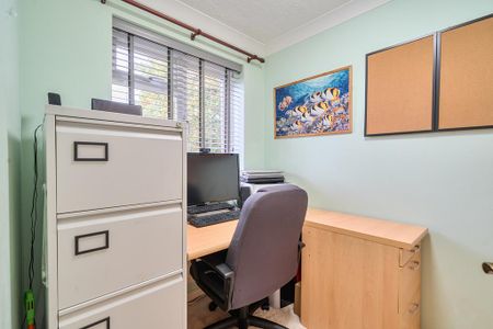 4 bedroom detached house to rent - Photo 5