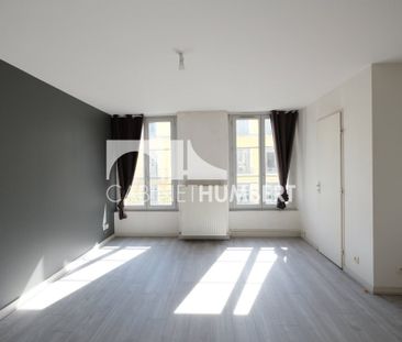 Location Appartement 3 pièces 50m² ST ETIENNE 42000 - Photo 2