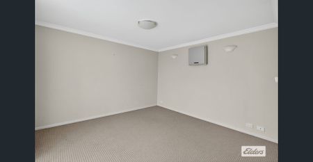 Effortless Living in Prime Location - Photo 4