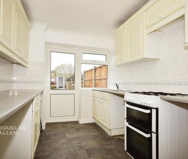 3 bedroom terraced house to rent - Photo 5