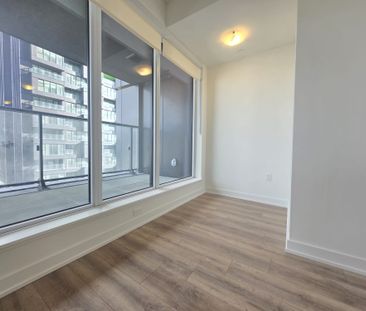 For Lease - 1 Quarrington Lane Unit# 819, Toronto, Ontario - Photo 3