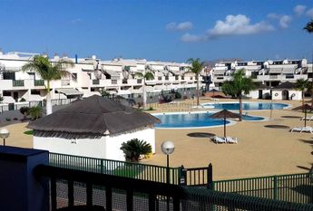 Se alquila en Costa del Silencio apartamento de 1 dormitorio