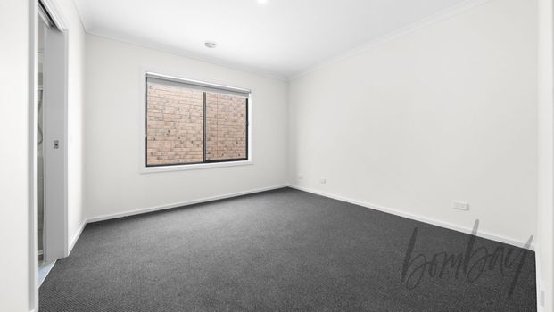 Brand New Family Home - Photo 1