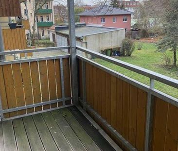 Dölitz-Dösen* tolle 2 Raum-Whg. mit Balkon * tlw. Dielenfußboden* T... - Foto 1