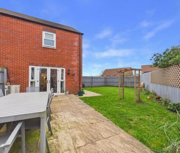 3 bedroom semi-detached house to rent - Photo 3