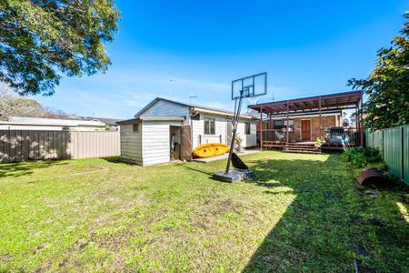 459a Pacific Highway, Belmont - Photo 3