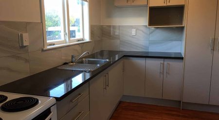 3 Bed 1 Bath - Heart of Manurewa - Photo 4