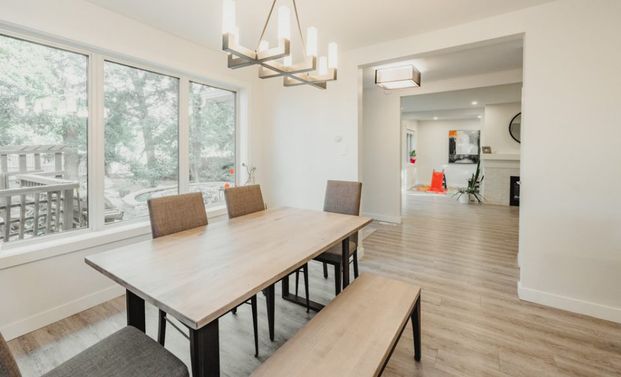 99 Kenaston, Winnipeg, MB - Photo 1