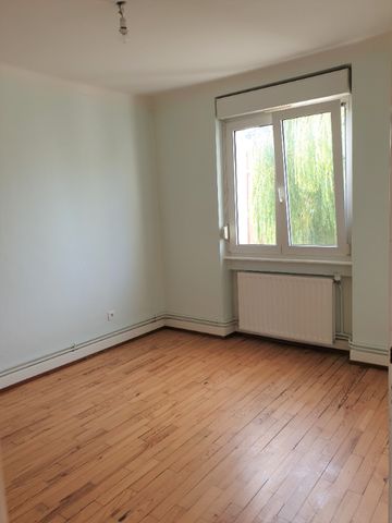 APPARTEMENT à THIONVILLE- 3 pièces - 55m2 - Photo 2