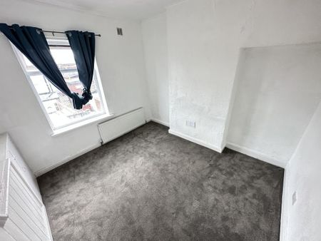Blakey Street, Longsight, Manchester, M12 - Photo 3
