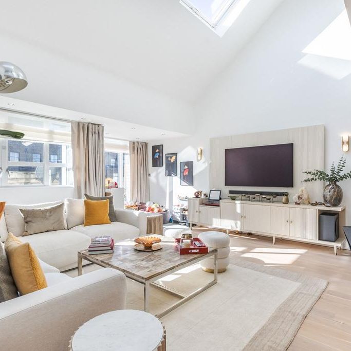 3 bedroom flat to rent - Photo 1