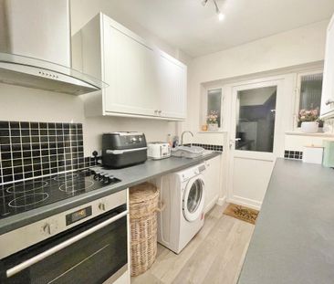 3 bedroom terraced house to rent - Photo 4