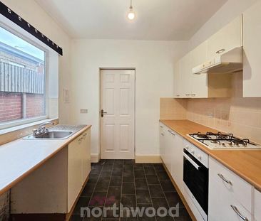 2 bedroom terraced house to rent - Photo 6