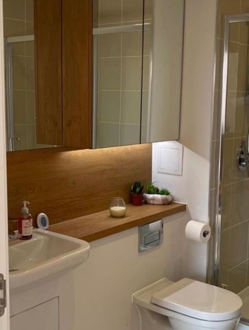 Room in a Shared Flat, Station House, SE8 - Photo 5