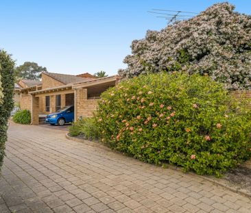 Spacious Villa Conveniently Located - Photo 1