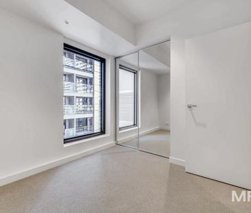 901/199 William Street, Melbourne - Photo 5