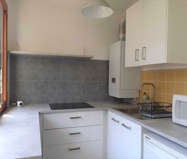 Location Appartement 2 pièces 32m² NIMES 30000 - Photo 1