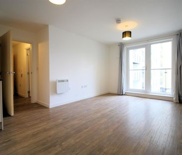 Guildford Road, Woking, Surrey, GU22 7PZ - Photo 5