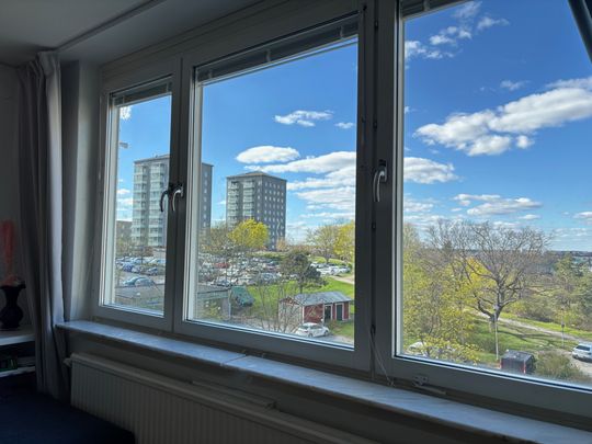 Nybohovsbacken, Stockholm - Photo 1