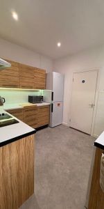 Trematon Terrace, PLYMOUTH - Photo 3