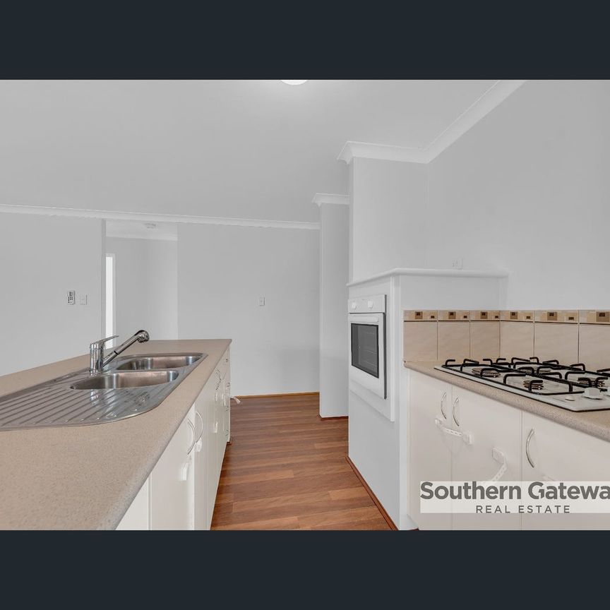 4A RILEY PLACE, Leda, WA 6170 - Photo 1