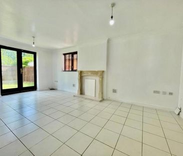 3 bedroom detached house to rent - Photo 2