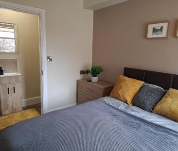 1 bedroom in a house share to rent - Photo 6