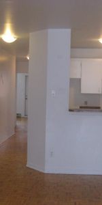 4 -1 2 800p.c. MAI $1,250 STYLE CONDO AIRE OUVERTE - Photo 4