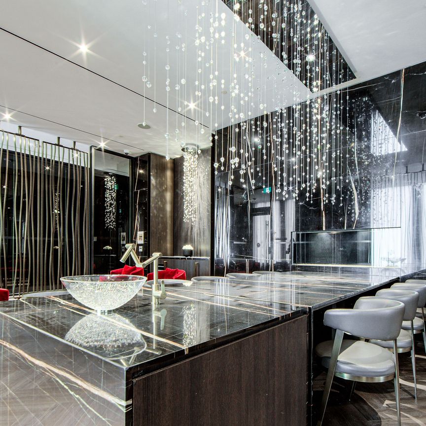 For Lease - 11 Yorkville Avenue Unit# 506, Toronto, Ontario - Photo 1