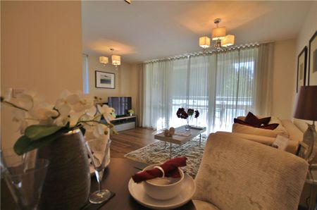 Bollo Bridge Road, London, W3 8FL - Photo 2