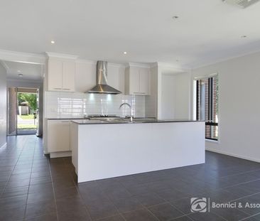 37 Daintree Way, 3690, West Wodonga Vic - Photo 2