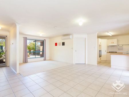 Peaceful family home at convenient location - Photo 3