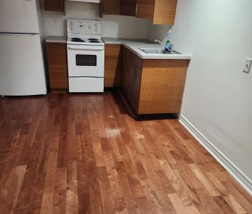 For Lease - 417 Taylor Mills Drive Unit# (Bsmt), Richmond Hill, Ont... - Photo 3