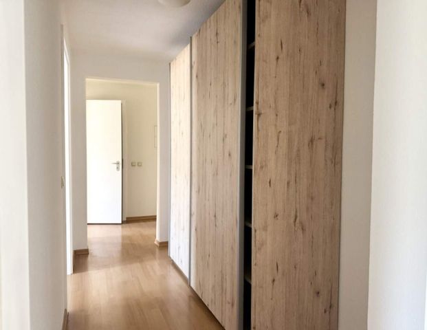++ Geräumige Dachgeschosswohnung zu vermieten ++ - Foto 1