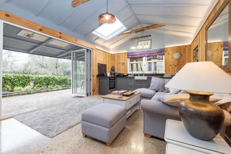 1 bedroom barn conversion to rent - Photo 5