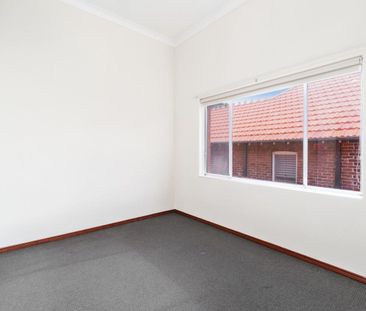 2/19 Tressider Avenue, Haberfield NSW 2045 - House For Rent | Domain - Photo 4