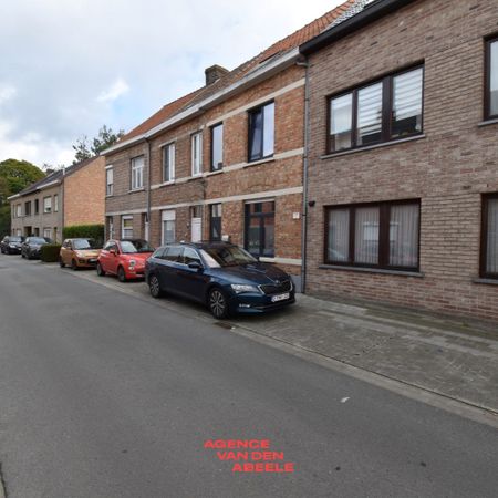 Gerenoveerde rijwoning met garage - Photo 4