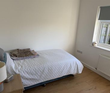 2 bedroom bungalow to rent - Photo 2