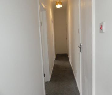 2 bedroom property to rent - Photo 2
