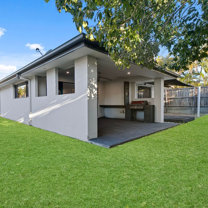 Perfect Family Living in the Heart of Brightwater! - Photo 1