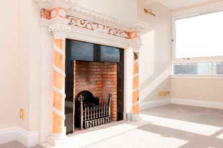 3 bedroom flat to rent - Photo 3