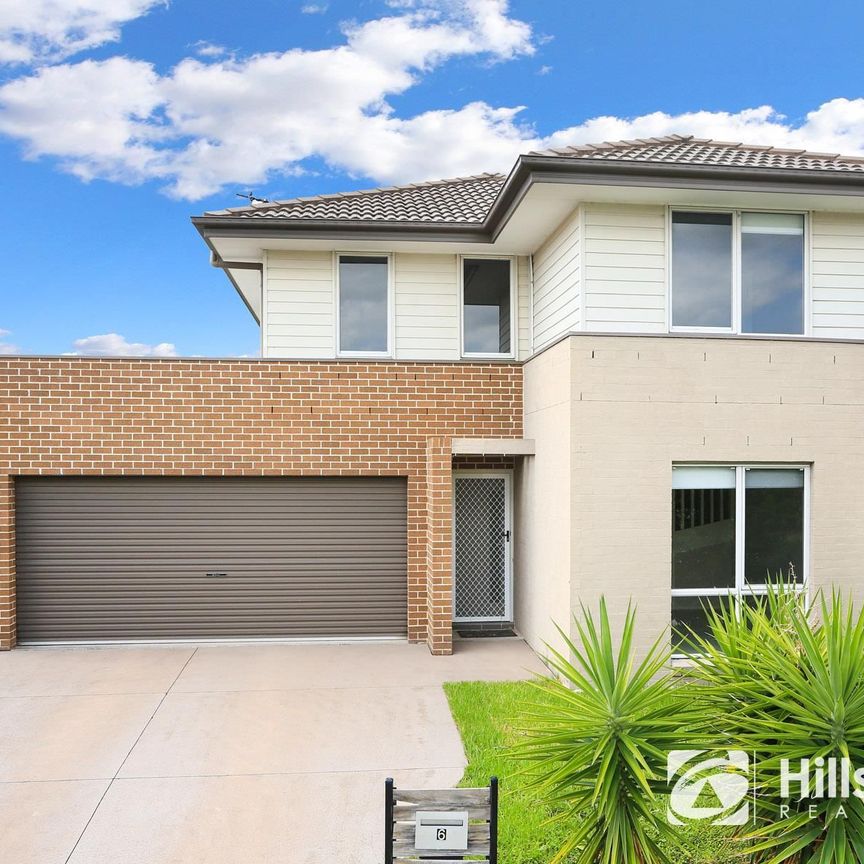 Beautiful 4 bedroom - Photo 1