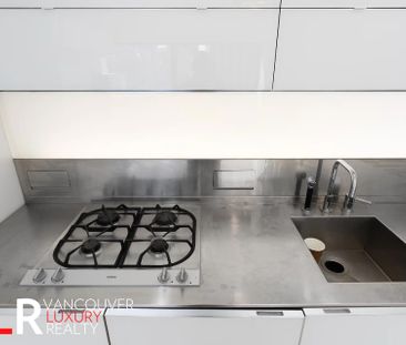 None in Vancouver West Side, BC - Photo 4