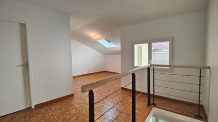 Location Appartement 1 pièce 40m² AIRE SUR L ADOUR 40800 - Photo 4