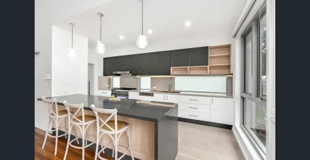 A masterpiece of elegance and class - Photo 4