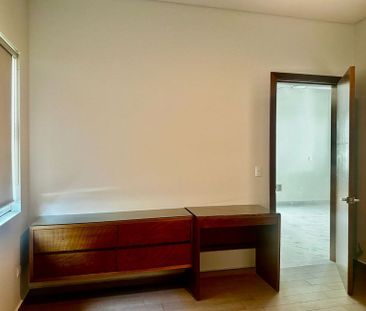 CASA EN RENTA EN PRIVADAS DEL URO PRIVADA CALANDRIAS - Photo 3