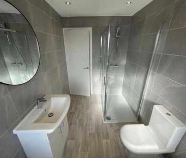 Westville Oval, Harrogate, North Yorkshire, HG1 - Photo 2