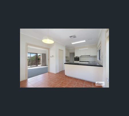 29 Church Street, Wodonga, Vic 3690 - Photo 2