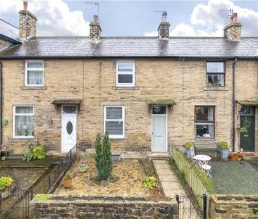 2 bedroom terraced house to rent - Photo 1